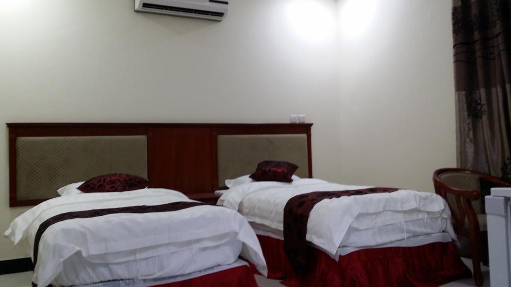 Hana Yanbu Hotel Apartments Extérieur photo